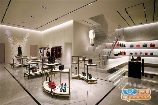 亚历山大麦昆男装加盟费