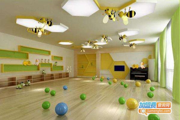 欧亚教育中心加盟费