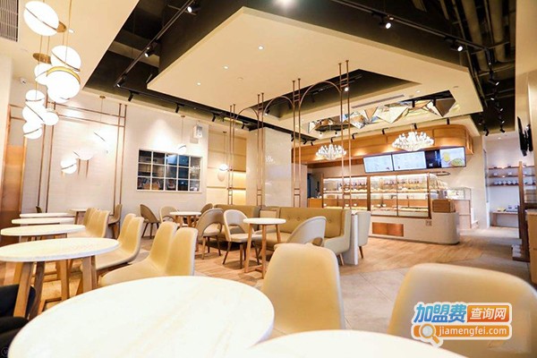 八月の茶加盟门店