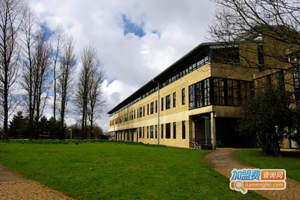 英路教育加盟费