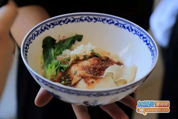 九晋一碗面加盟费