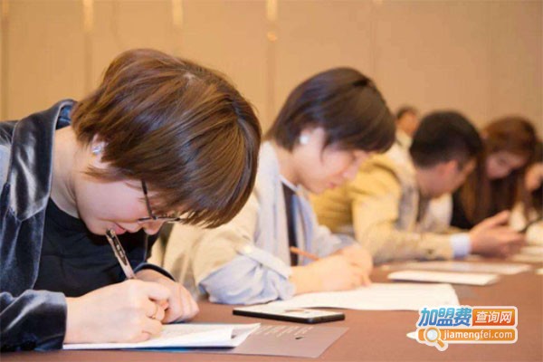 韵利国际美学培训