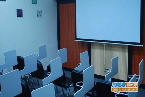 震华教育加盟费