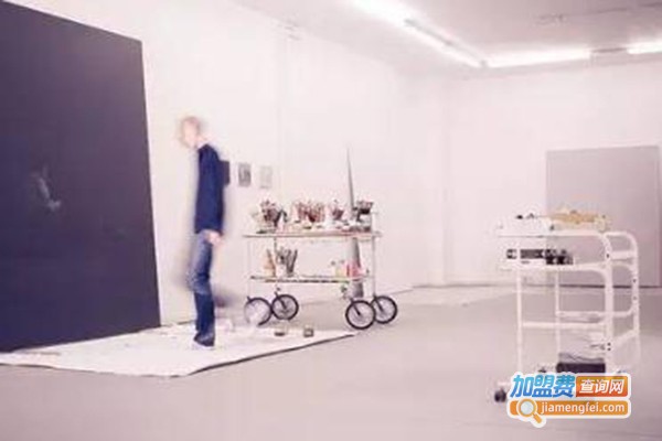 塔坤画室加盟费