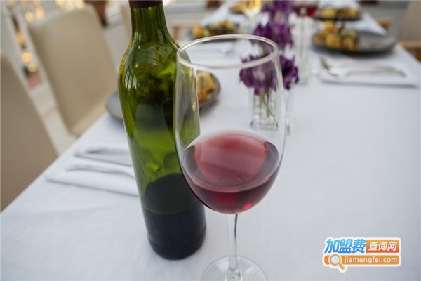 爱戈丝葡萄酒加盟费