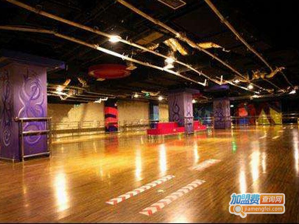 雷鹰轮滑俱乐部加盟费