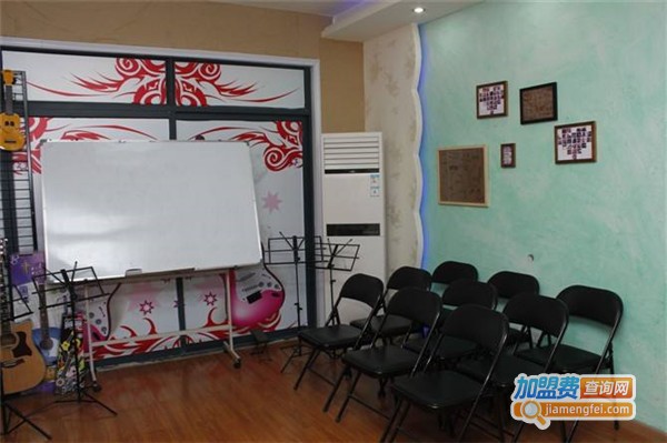 大象琴行加盟费