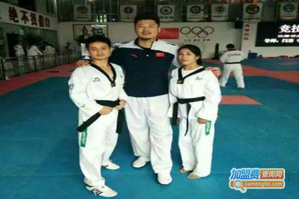 巧儿文化艺术培训中心加盟费