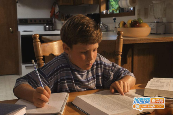 优尼全英文美式学习中心加盟费