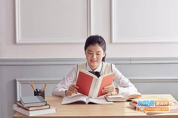 人本教育加盟费