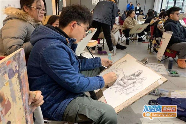 新越画室加盟费