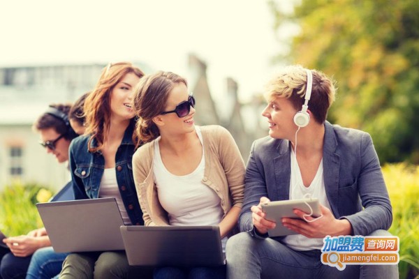 慧特英语加盟费