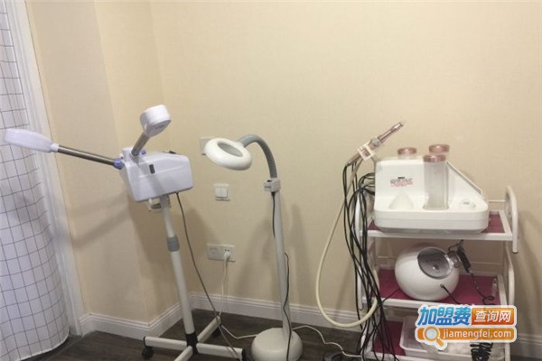 周依依皮肤管理加盟费