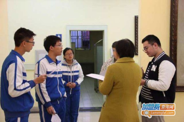 笃志教育加盟费