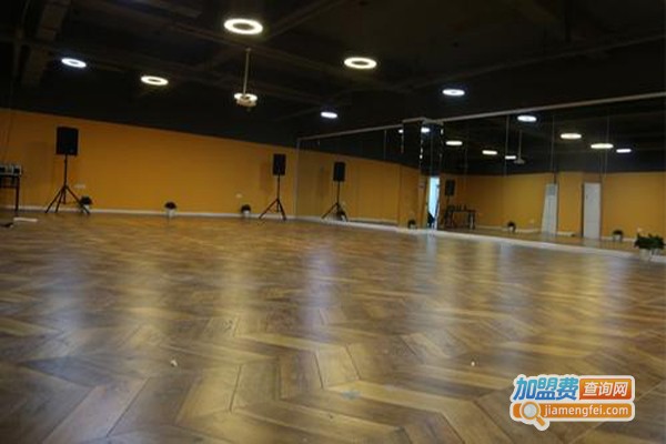 快乐阳光艺术教育加盟费