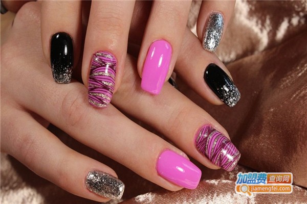 color森林美甲美睫加盟费