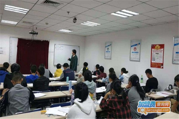 高昇教育加盟费