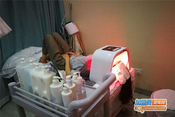 三秋兮皮肤管理加盟费