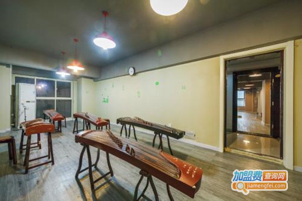 歌罗利亚教育中心加盟费