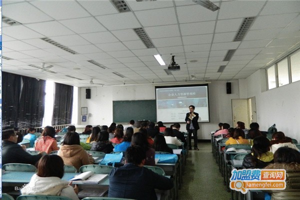 盟略教育加盟费