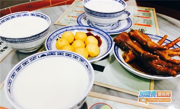 梁氏姜撞奶甜品专家加盟费