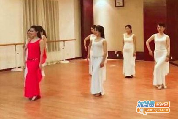 佳静国际艺术舞蹈学校