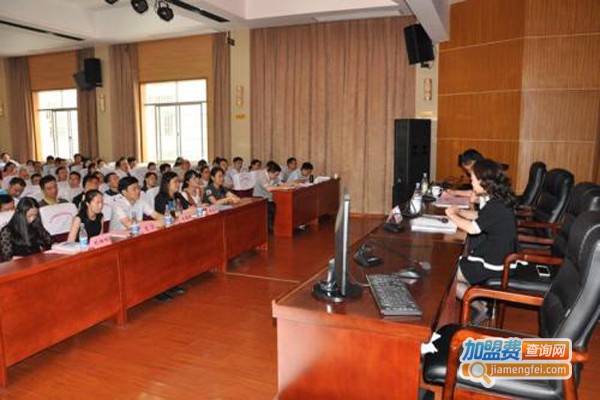 行动成功加盟费