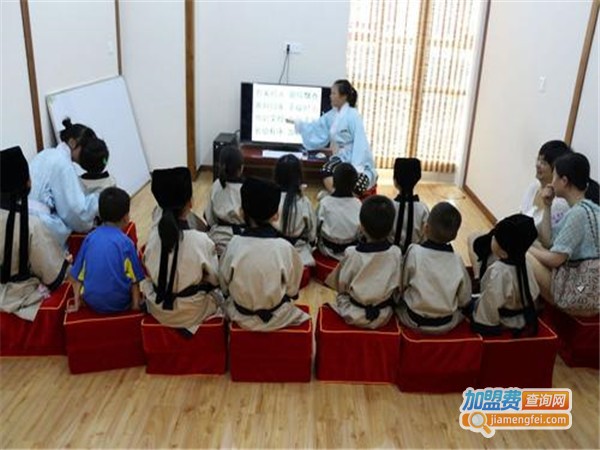 童学馆教育加盟门店