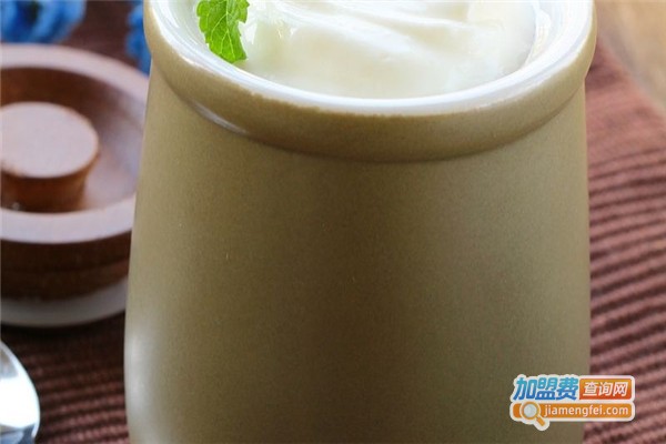 哞哞酸奶牛加盟费