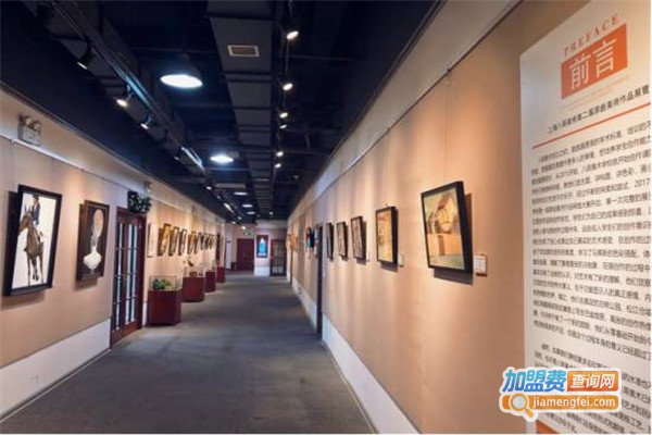 八哥儿童美术加盟费