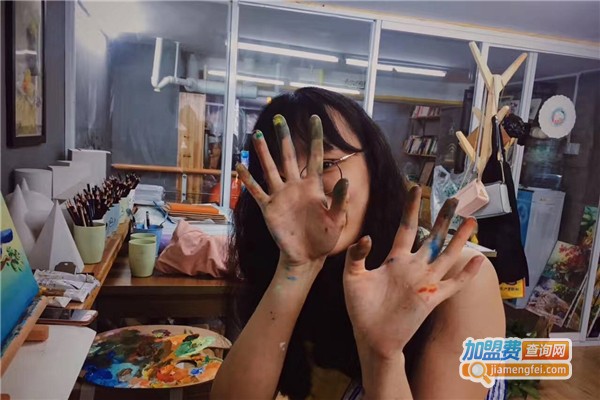 五花马美术创意空间加盟费