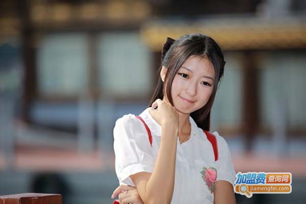 国美精彩美术加盟费