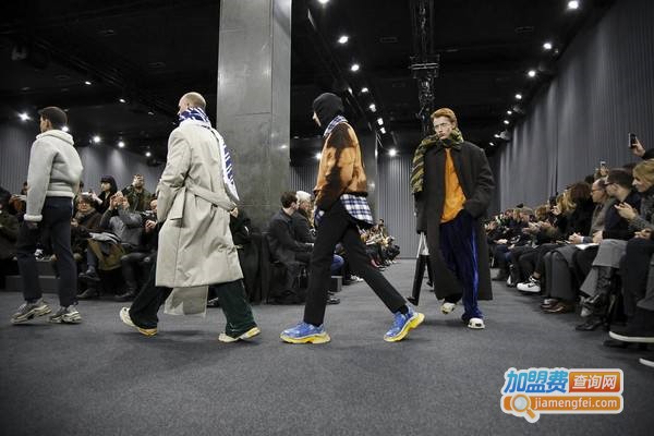 巴黎世家男装加盟费