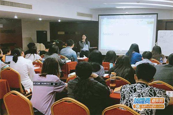 浸泡英语教育营加盟