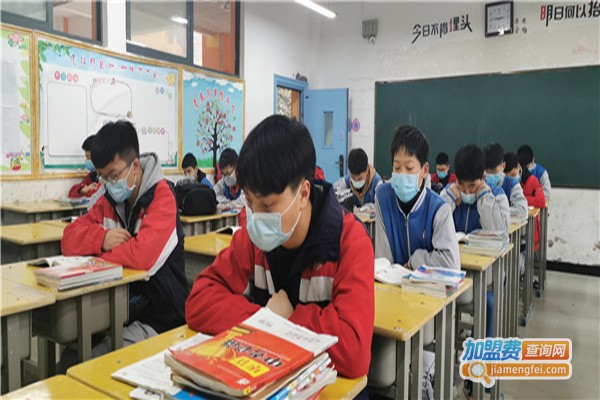 狼牙教育培训加盟门店