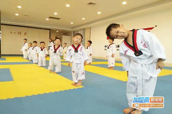 三道跆拳道加盟费