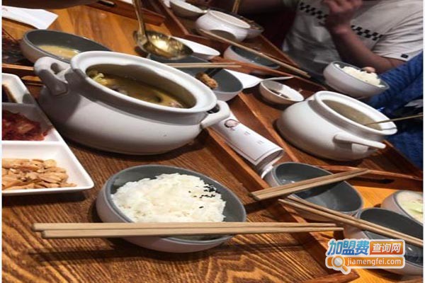 一煲猪肚鸡加盟门店