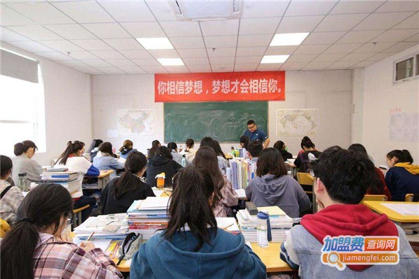 丹青易考加盟费