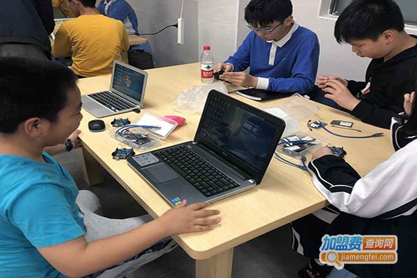 芳汀思steam教育加盟门店