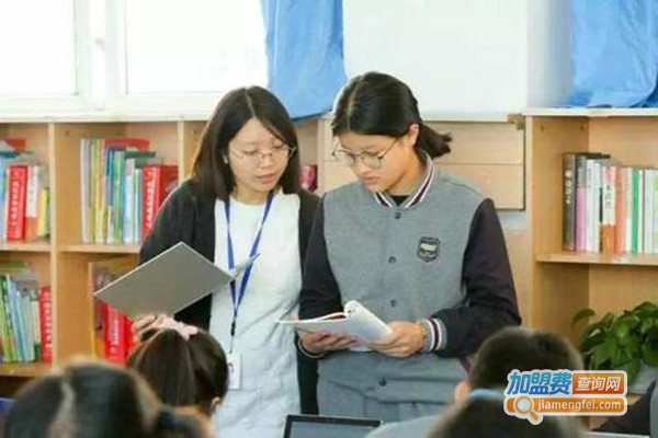 聚梦教育加盟费