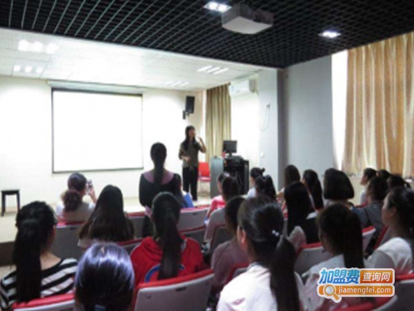 信阳蓝悦幼师培训学校加盟费