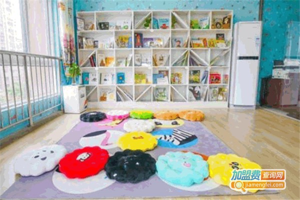 蓝橙子儿童美学加盟费