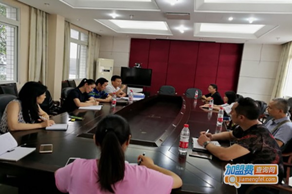 研艺斋书画培训学校加盟费