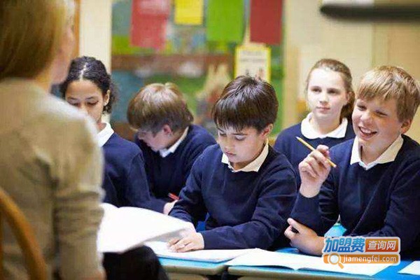 探索教育加盟门店