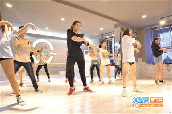 纤惠舞蹈加盟费