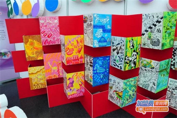 豆豆童画馆加盟费