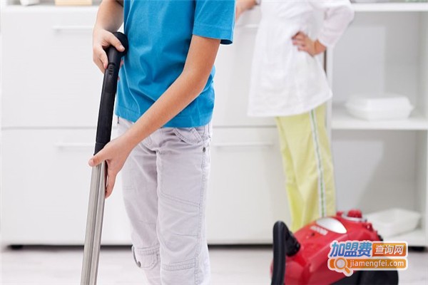 蜗牛家政加盟费