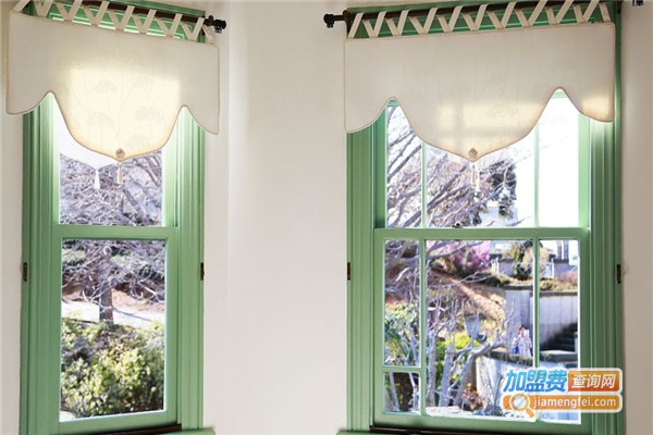 半岛画室加盟费