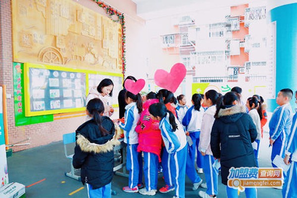 百草园英语学校加盟费