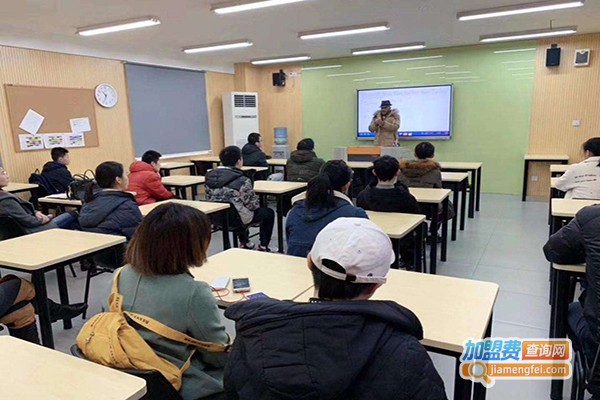 学霸VR课堂加盟费